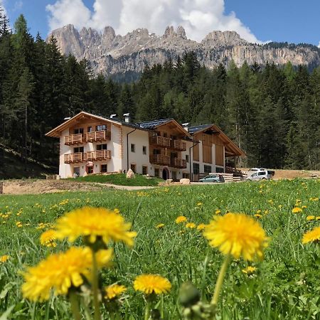 Agriturismo Soreie - Farmstay Vigo di Fassa Eksteriør billede